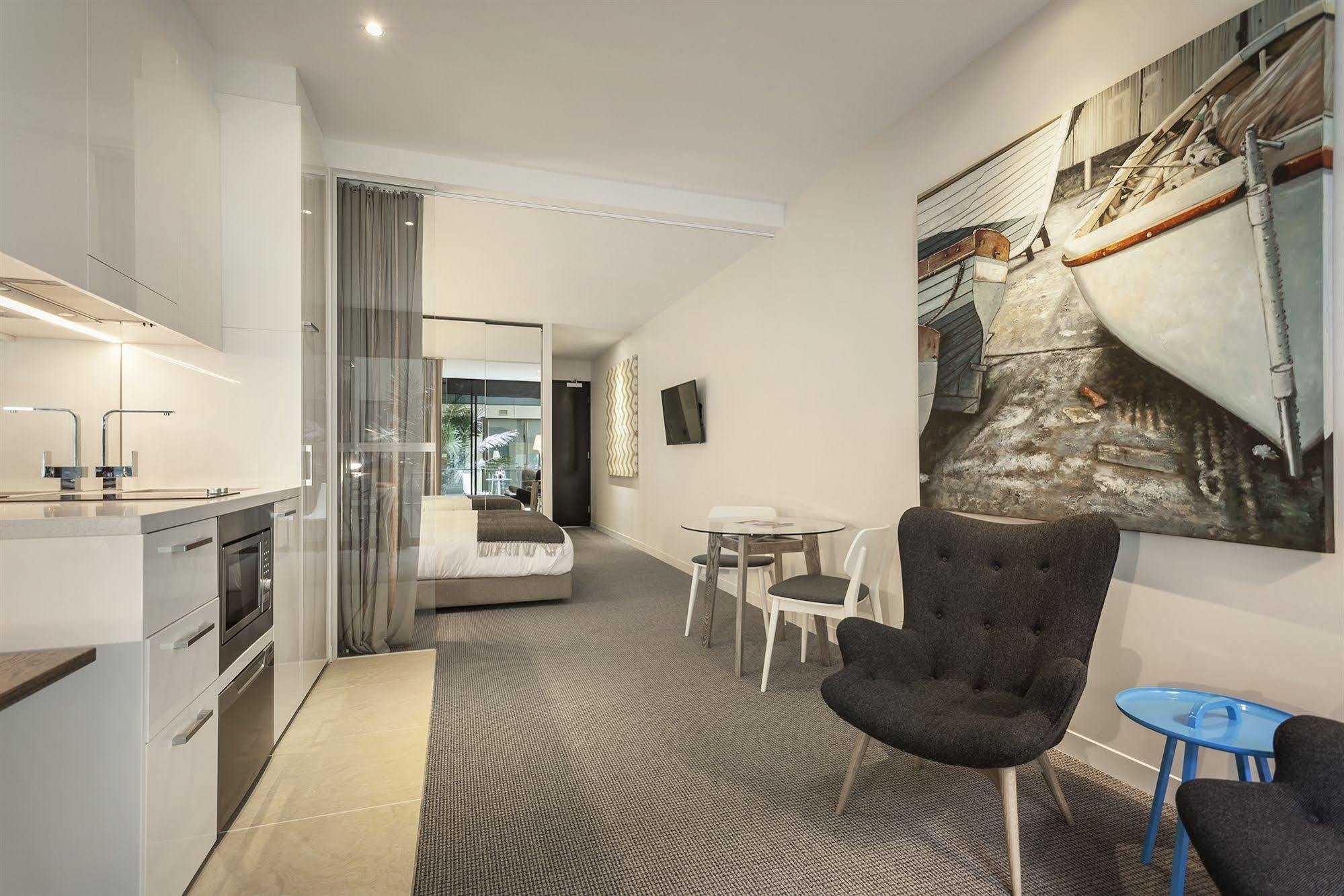 Quest Frankston On The Bay Aparthotel Buitenkant foto